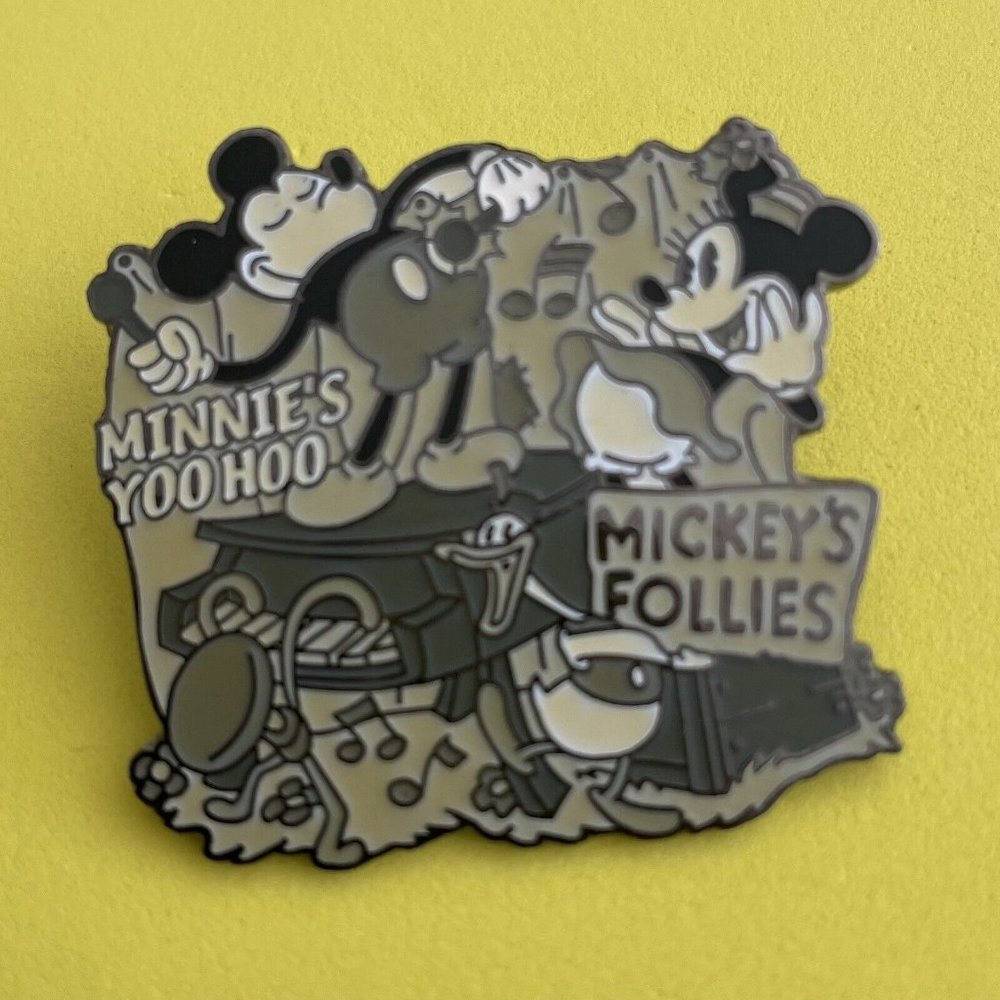 Disney pin 16656 Magical Musical Moments Minnie's Yoo Hoo Mickey's Follies